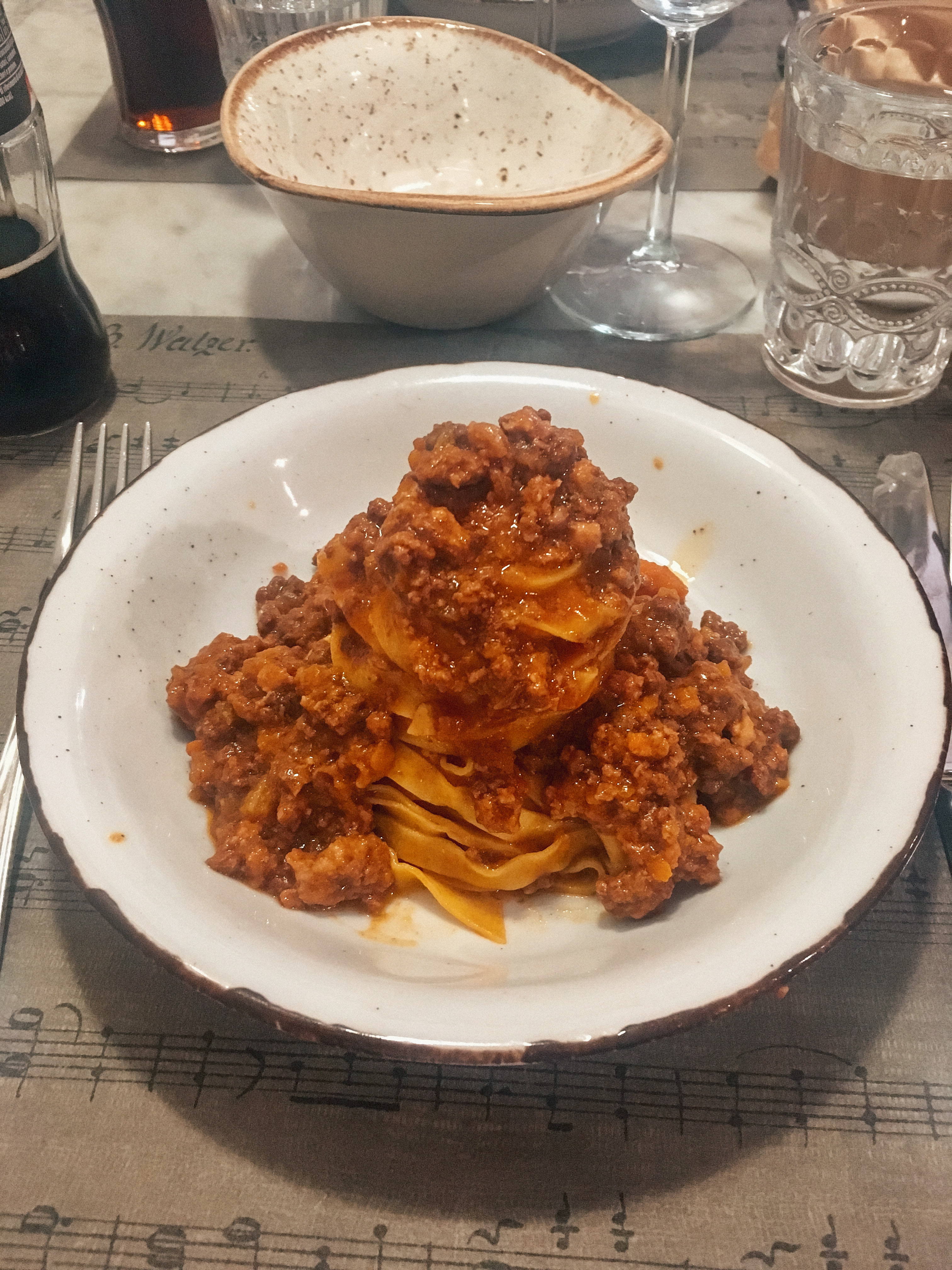 Tagliatelle al ragú en Trattoria da Me