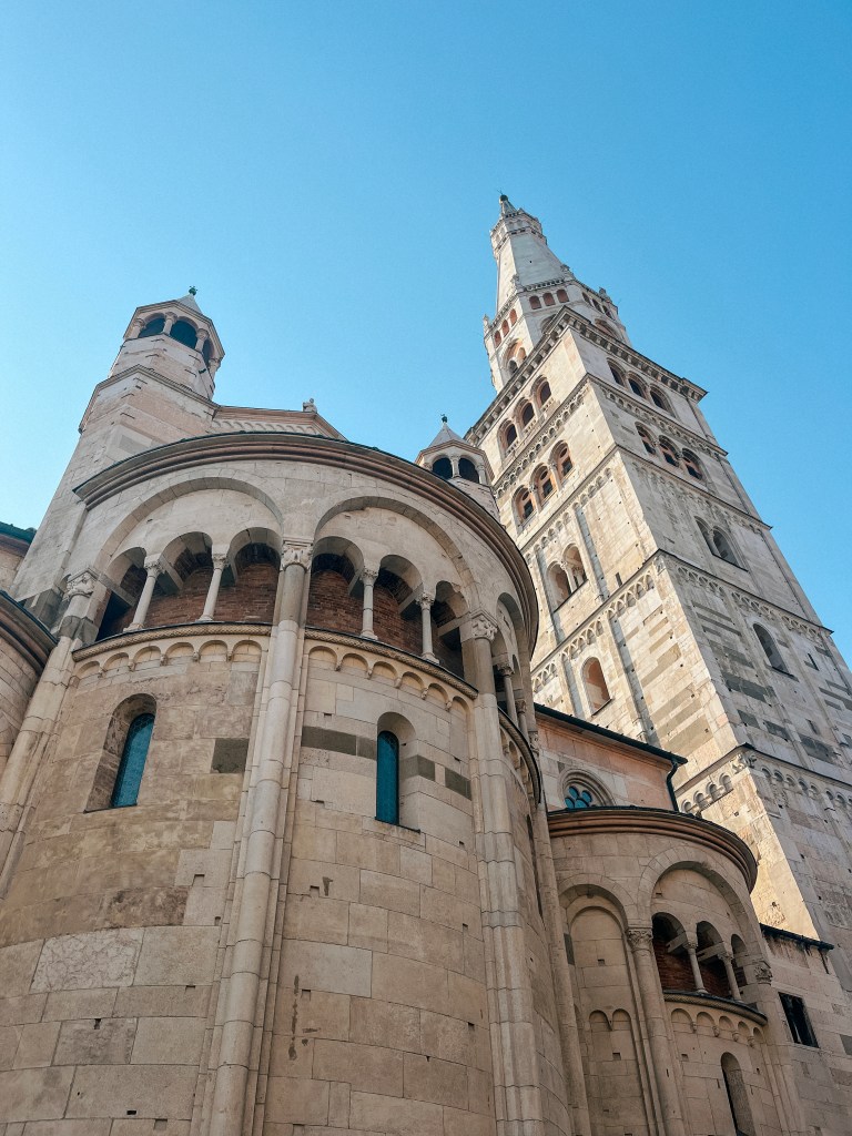 Duomo de Módena, Emilia Romaña, Italia
